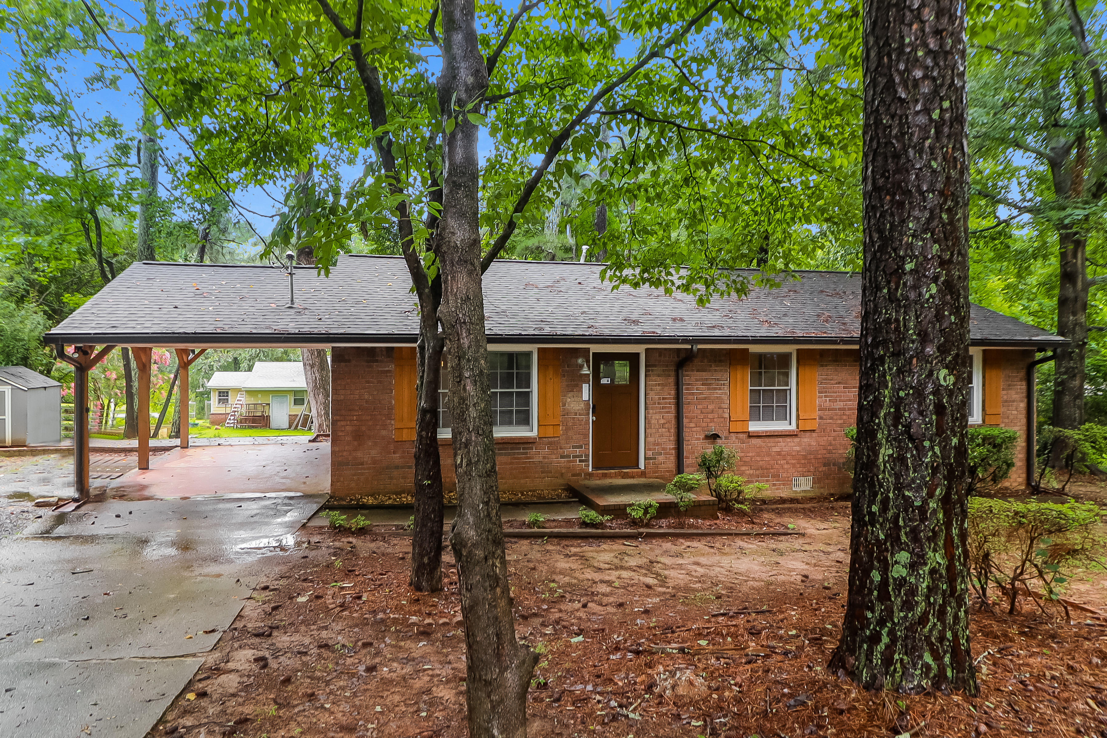 4067 Garden Cir Acworth, GA 30101